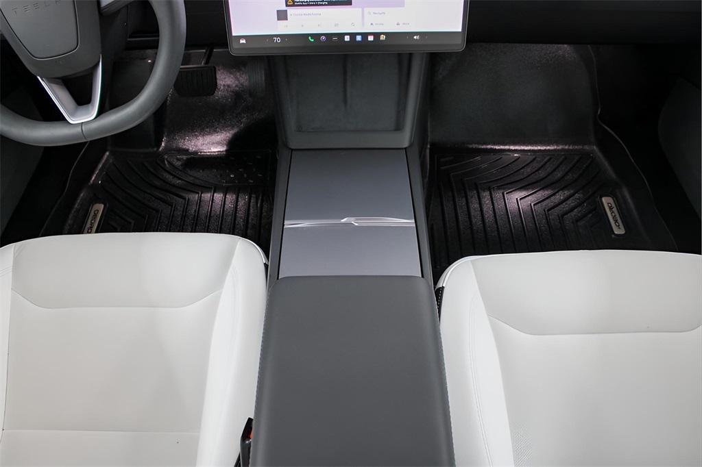 used 2025 Tesla Model 3 car, priced at $33,989