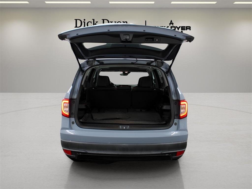 used 2022 Honda Pilot car, priced at $31,489