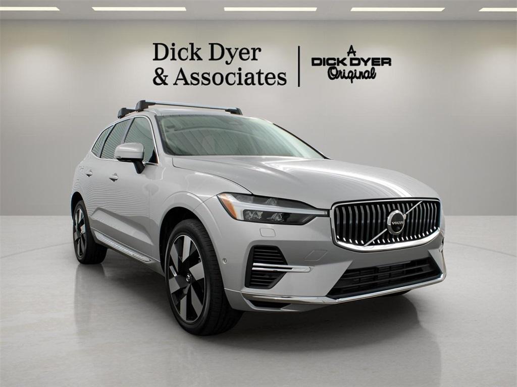 used 2023 Volvo XC60 Recharge Plug-In Hybrid car, priced at $49,989