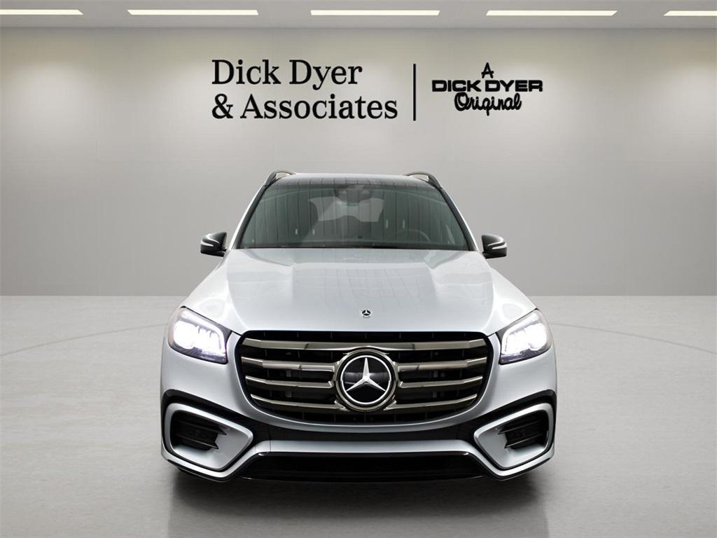 new 2025 Mercedes-Benz GLS 450 car, priced at $95,865