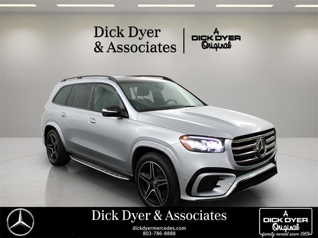 new 2025 Mercedes-Benz GLS 450 car, priced at $95,865