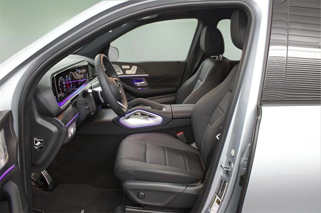 new 2025 Mercedes-Benz GLS 450 car, priced at $95,865