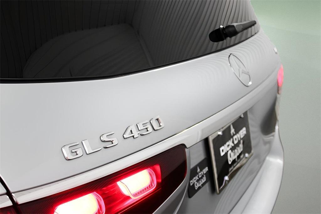 new 2025 Mercedes-Benz GLS 450 car, priced at $95,865