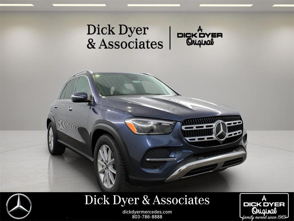 new 2025 Mercedes-Benz GLE 450 car, priced at $73,590