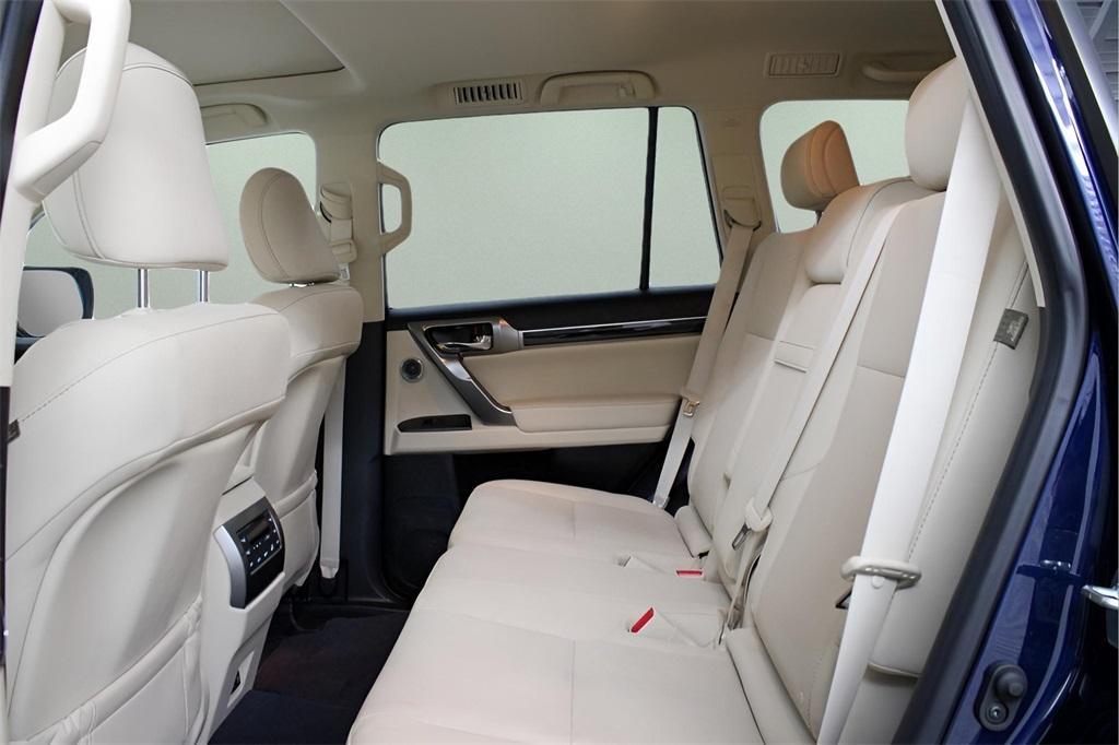 used 2023 Lexus GX 460 car, priced at $57,989