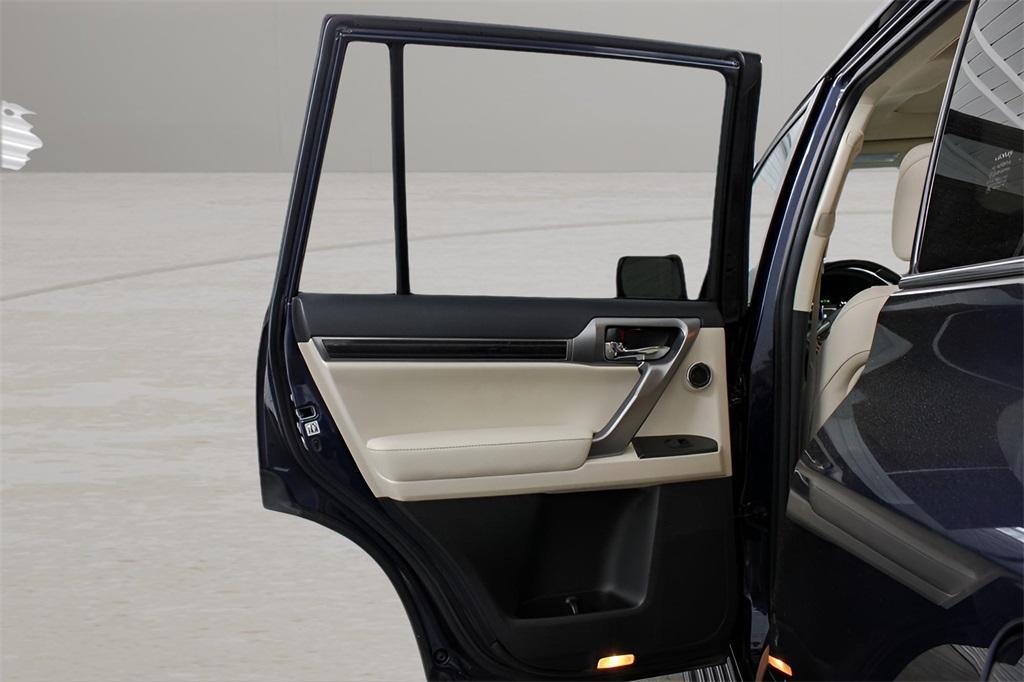 used 2023 Lexus GX 460 car, priced at $57,989