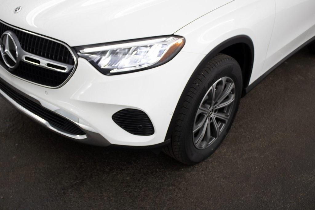 new 2024 Mercedes-Benz GLC 300 car, priced at $50,985