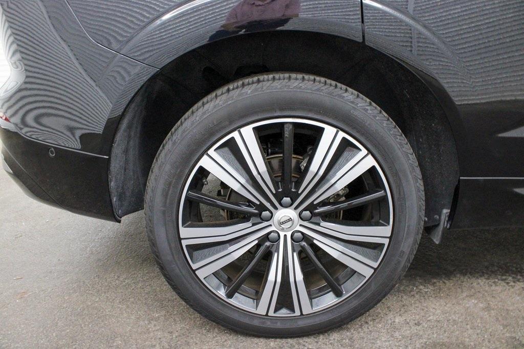 used 2022 Volvo XC60 car, priced at $39,989