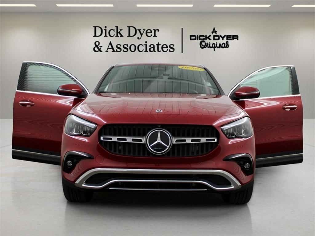 used 2025 Mercedes-Benz GLA 250 car, priced at $41,989