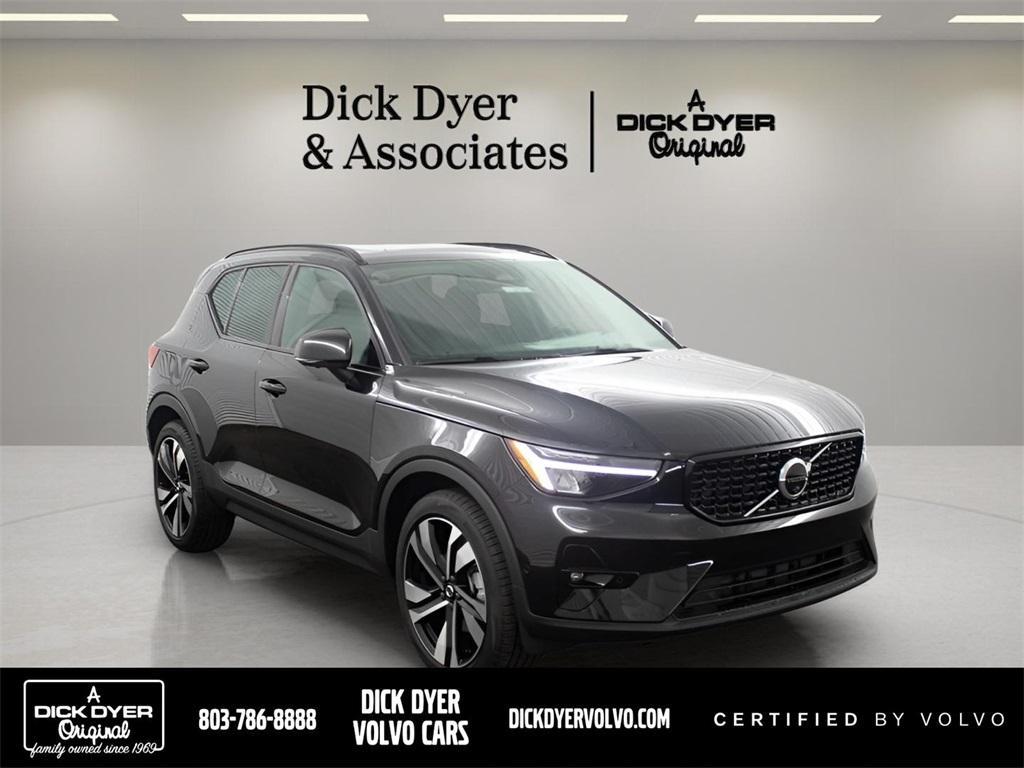 used 2024 Volvo XC40 car, priced at $40,989