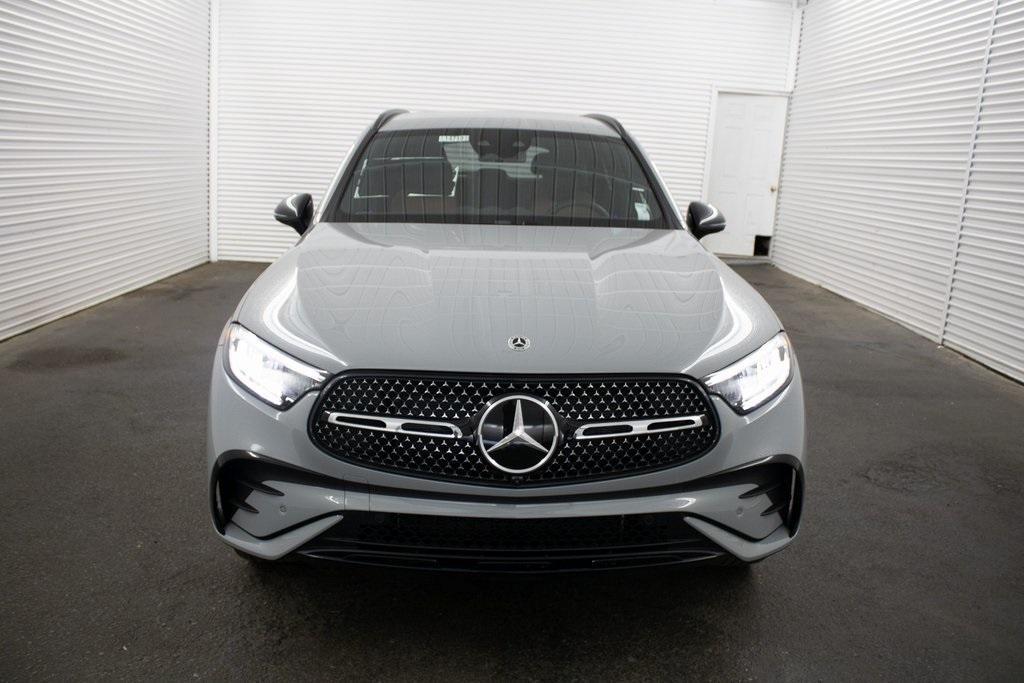 new 2025 Mercedes-Benz GLC 300 car, priced at $62,055