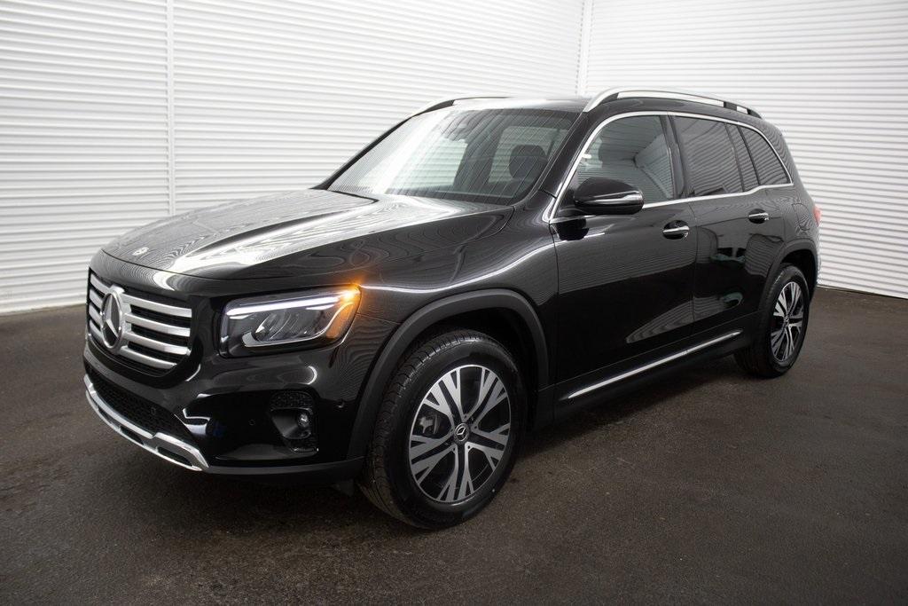 new 2024 Mercedes-Benz GLB 250 car, priced at $51,215