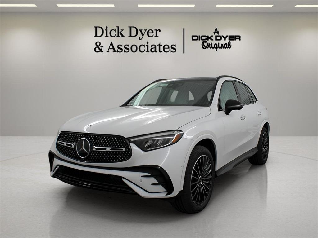 new 2025 Mercedes-Benz GLC 300 car, priced at $63,770