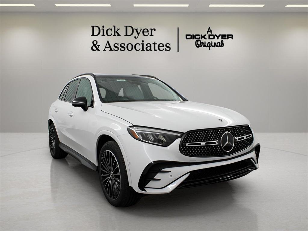 new 2025 Mercedes-Benz GLC 300 car, priced at $63,770