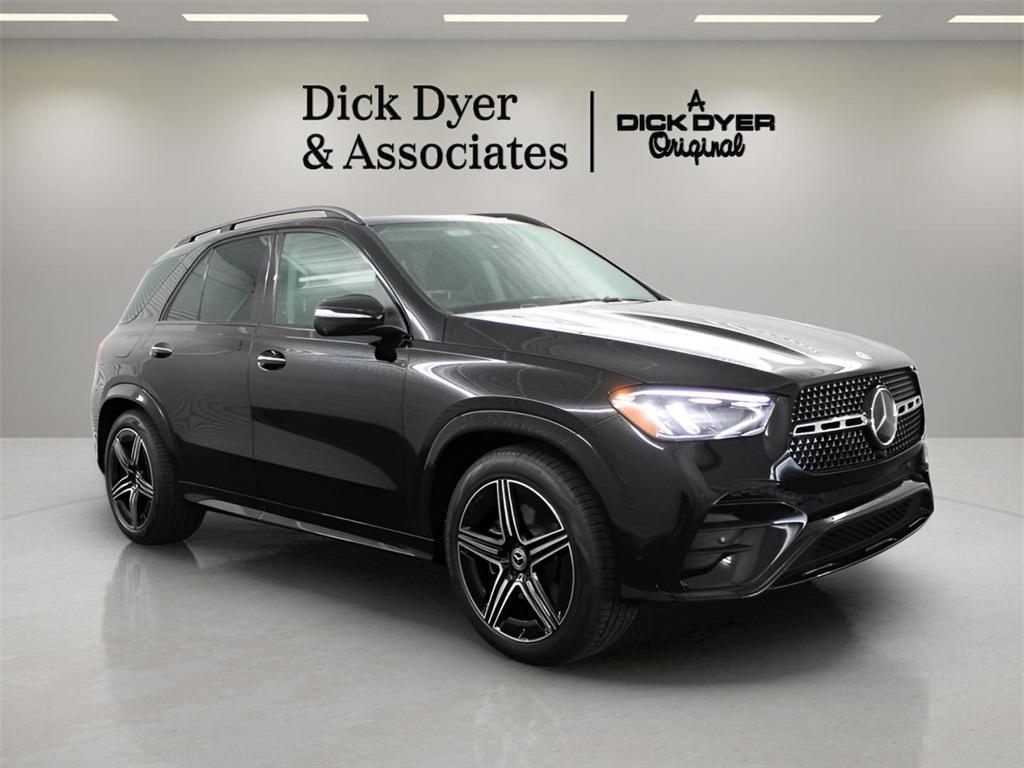 new 2026 Mercedes-Benz GLE 450 car, priced at $82,055
