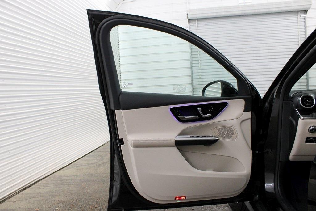 new 2025 Mercedes-Benz GLC 300 car, priced at $53,665