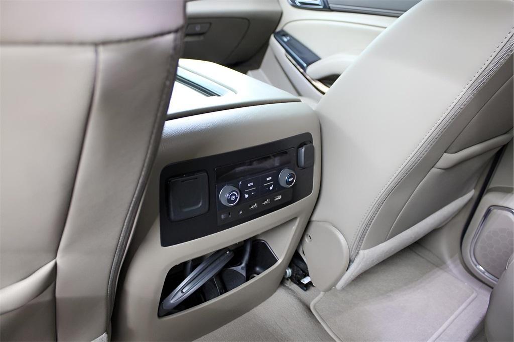 used 2020 GMC Yukon car, priced at $23,989