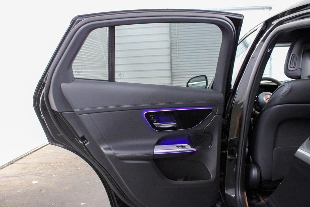new 2025 Mercedes-Benz GLC 300 car, priced at $67,245