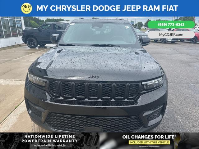 new 2025 Jeep Grand Cherokee car, priced at $42,797