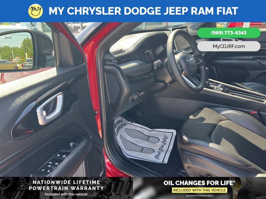 new 2025 Jeep Compass car, priced at $37,623