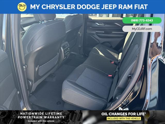 new 2025 Jeep Grand Cherokee car, priced at $37,392