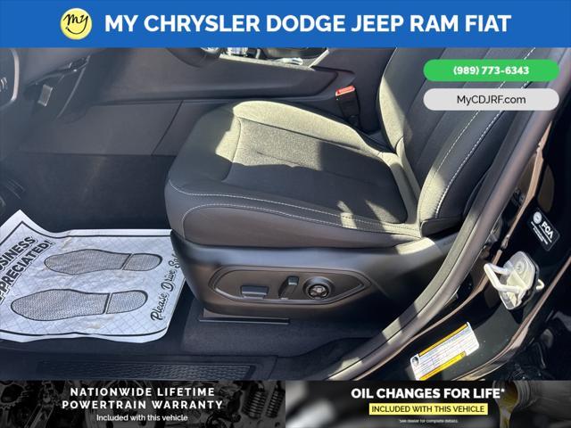 new 2025 Jeep Grand Cherokee car, priced at $37,392