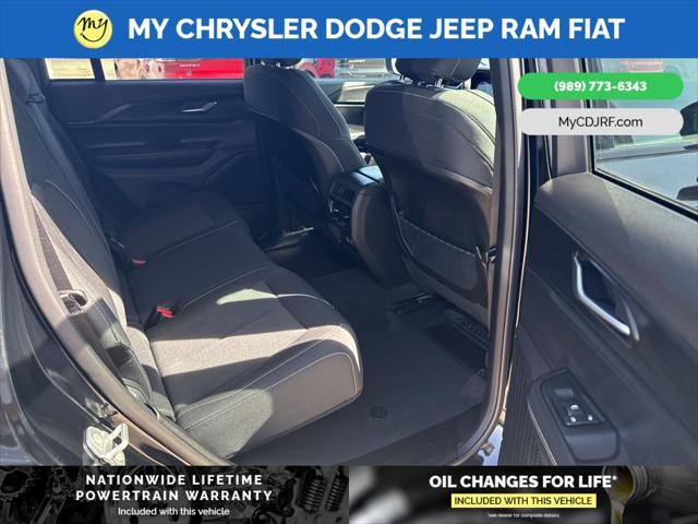 new 2025 Jeep Grand Cherokee car, priced at $37,392