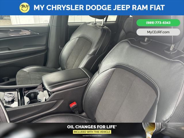 used 2022 Jeep Grand Cherokee car, priced at $31,764