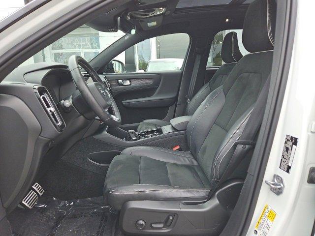 used 2021 Volvo XC40 car, priced at $27,500
