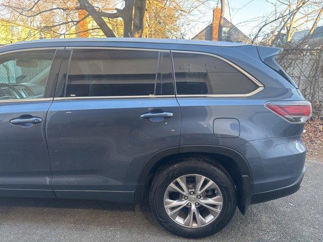 used 2015 Toyota Highlander car, priced at $16,000