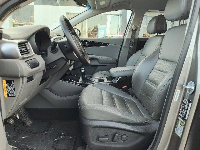 used 2016 Kia Sorento car, priced at $13,500