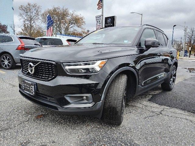 used 2022 Volvo XC40 car, priced at $28,500