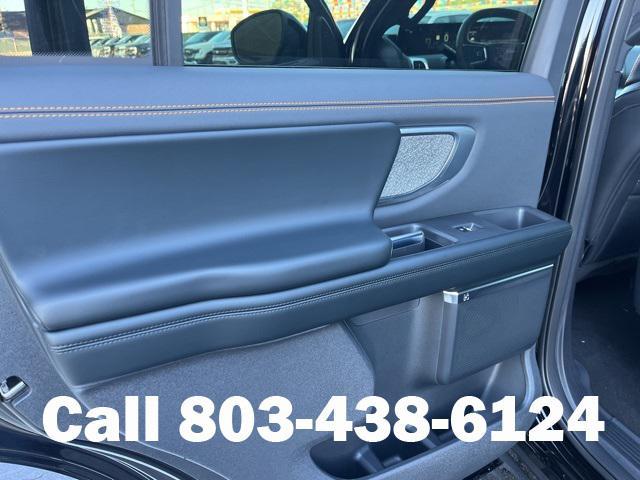 new 2025 Ford Expedition car, priced at $83,945