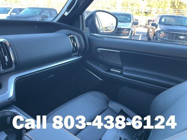 new 2025 Ford Expedition car, priced at $83,945