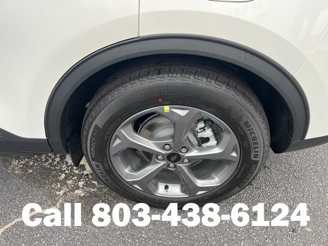 new 2025 Ford Escape car, priced at $28,864