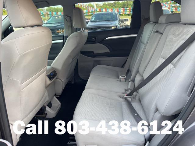 used 2015 Toyota Highlander car, priced at $12,999