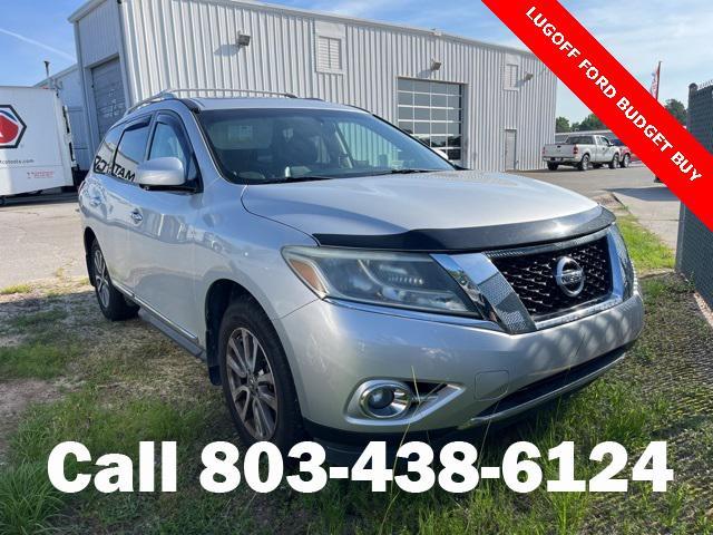 used 2015 Nissan Pathfinder car, priced at $9,466