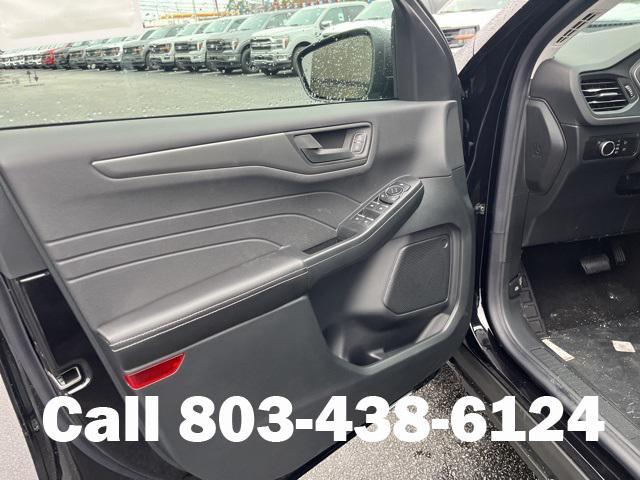 new 2025 Ford Escape car, priced at $27,904