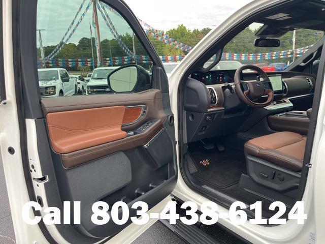 new 2025 Ford Expedition car, priced at $86,845