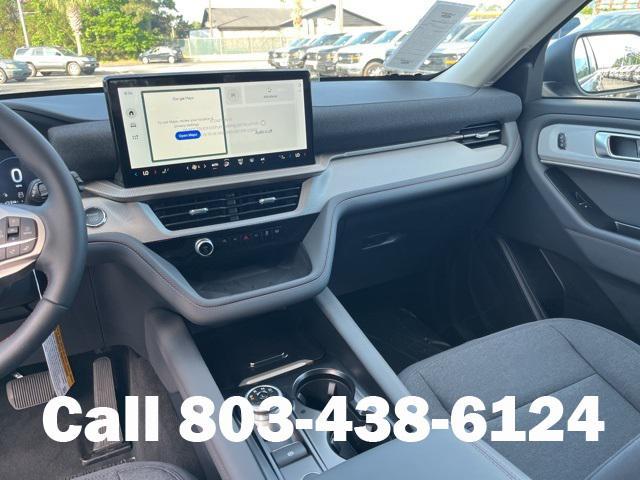 new 2025 Ford Explorer car, priced at $40,956