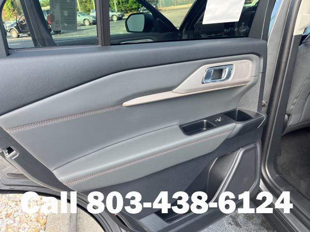 new 2025 Ford Explorer car, priced at $40,956
