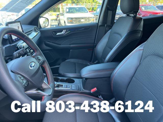 used 2025 Ford Escape car, priced at $25,999
