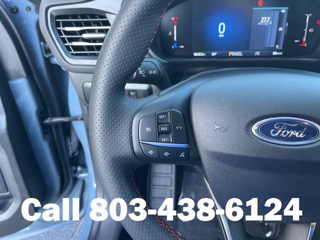 used 2025 Ford Escape car, priced at $25,999