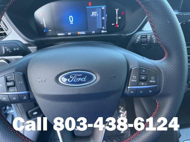 used 2025 Ford Escape car, priced at $25,999