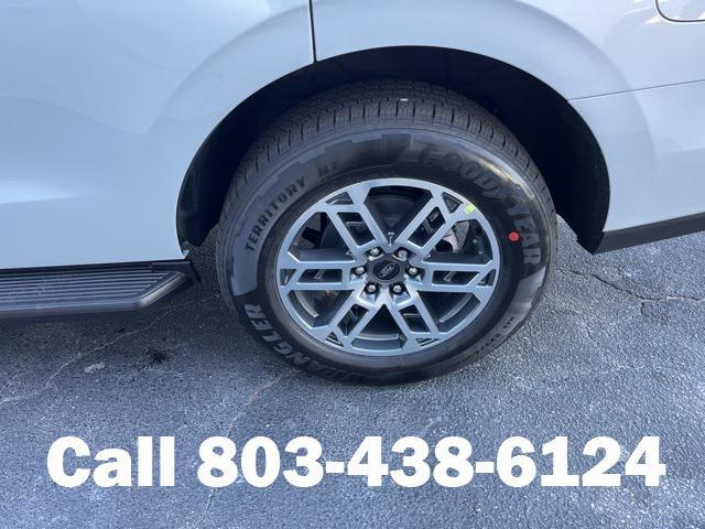 new 2025 Ford Expedition car, priced at $69,345