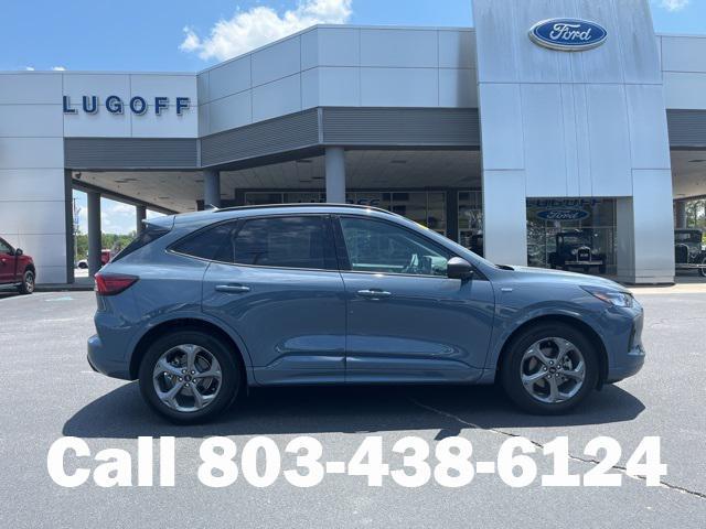 used 2023 Ford Escape car, priced at $23,999