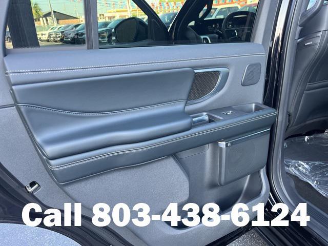 new 2025 Ford Expedition car, priced at $83,990