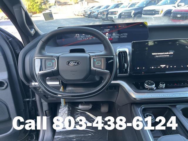 new 2025 Ford Expedition car, priced at $83,990