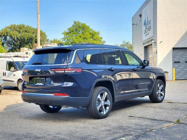 new 2024 Jeep Grand Cherokee L car, priced at $44,667