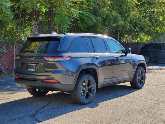 new 2025 Jeep Grand Cherokee car